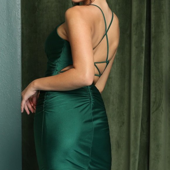 NEW EMERALD MINI OFF SHOULDER V-NECKLINE SLEEVELESS PROM GOWN WITH ZIP NXR768 - Picture 5 of 7